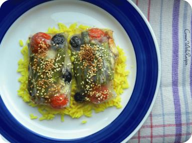 Zdjęcie - Pieczone spring rolls ze szparagami - Przepisy kulinarne ze zdjęciami