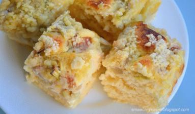 Zdjęcie - Ciasto drożdżowe z serem i rabarbarem - Przepisy kulinarne ze zdjęciami