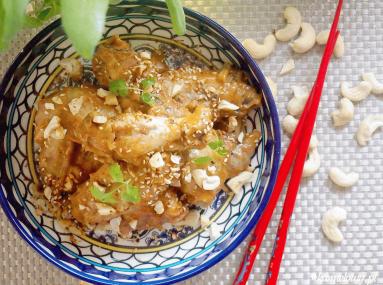 Zdjęcie - Tajskie skrzydełka w sosie z masła orzechowego / Thai chicken wings with peanut sauce - Przepisy kulinarne ze zdjęciami