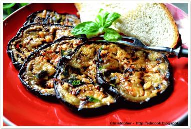 Zdjęcie - Bakłażan marynowany w chermouli - Przepisy kulinarne ze zdjęciami