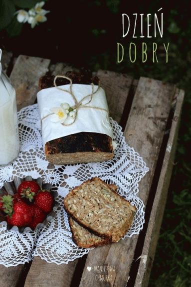 Zdjęcie - Chleb na kefirze z ziarnami słonecznika i jagodami goji - Przepisy kulinarne ze zdjęciami