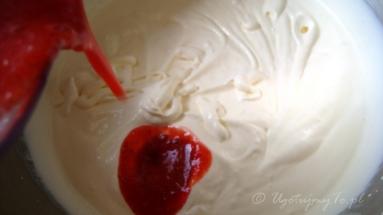 Zdjęcie - Lody truskawkowe - Przepisy kulinarne ze zdjęciami