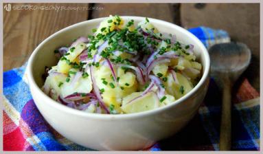 Zdjęcie - Sałatka ziemniaczana / Potato salad - Przepisy kulinarne ze zdjęciami