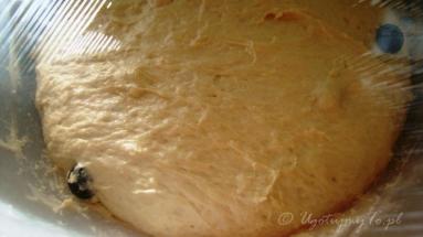 Zdjęcie - Prosty chleb z oliwkami - Przepisy kulinarne ze zdjęciami