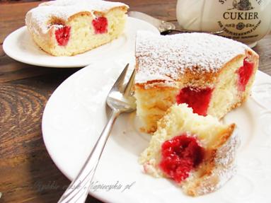 Zdjęcie - Szybkie ciasto z owocami - Przepisy kulinarne ze zdjęciami