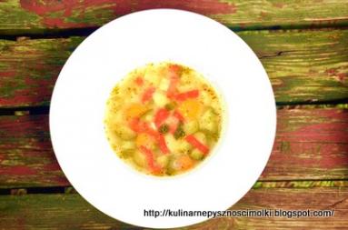 Zdjęcie - Zupa dietetyczna z warzywami - Przepisy kulinarne ze zdjęciami