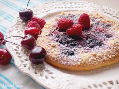 Zdjęcie - Jagodzianko-malinianki z kruszonką / Blueberry and raspberry rolls with streusel - Przepisy kulinarne ze zdjęciami