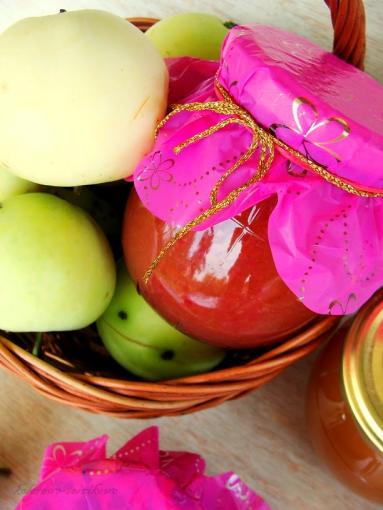 Zdjęcie - Marmolada jabłkowa z różą - Przepisy kulinarne ze zdjęciami