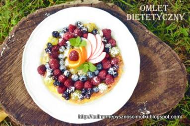 Zdjęcie - Jak schudnąć?- dietetyczny omlet z owocami - Przepisy kulinarne ze zdjęciami