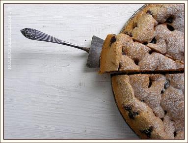 Zdjęcie - Ciasto biszkoptowe z borówką amerykańską - Przepisy kulinarne ze zdjęciami