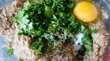 Zdjęcie - Kotlety z kaszy gryczanej z grzybami - Przepisy kulinarne ze zdjęciami