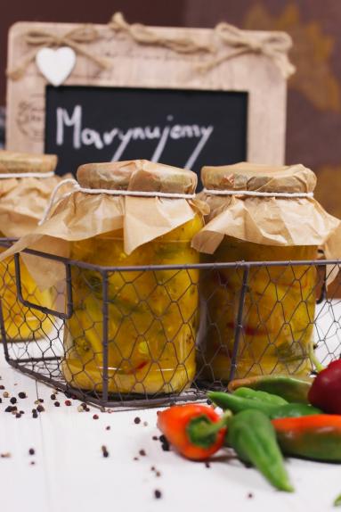 Zdjęcie - Jesienny relisz z mango i jabłkiem - Przepisy kulinarne ze zdjęciami