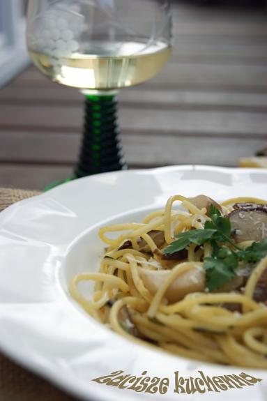 Zdjęcie - Spaghetti z prawdziwkami - Przepisy kulinarne ze zdjęciami
