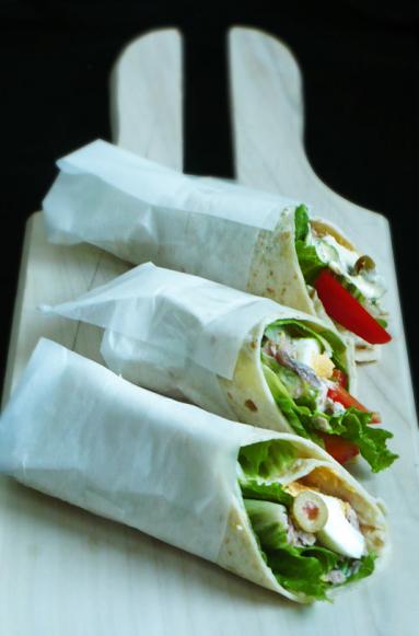 Zdjęcie - Tydzień z LunchBoxem #3: Wrapsy - Przepisy kulinarne ze zdjęciami