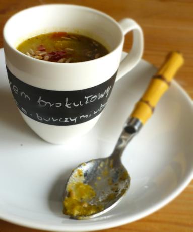 Zdjęcie - Krem brokułowy z batatem i harissą - Przepisy kulinarne ze zdjęciami