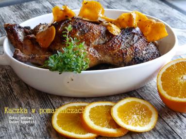 Zdjęcie - Kaczka w pomarańczach z majerankiem - Przepisy kulinarne ze zdjęciami