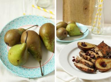 Zdjęcie - Pierś z kaczki z gruszką i żurawiną - Przepisy kulinarne ze zdjęciami