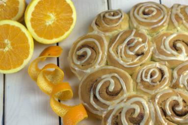 Zdjęcie - Ślimaki pomarańczowo-cynamonowe - Przepisy kulinarne ze zdjęciami
