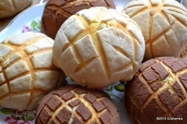Zdjęcie - Conchas - meksykańskie słodkie bułki - Przepisy kulinarne ze zdjęciami