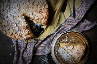 Zdjęcie - Ciasto migdałowo-cytrynowe z ricottą - Lemon, ricotta and almond cake - Przepisy kulinarne ze zdjęciami