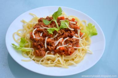 Zdjęcie - Spaghetti ala bolognese - Przepisy kulinarne ze zdjęciami