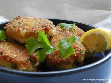 Zdjęcie - Kotlety rybne z pieczonego dorsza - Przepisy kulinarne ze zdjęciami