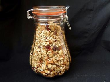 Zdjęcie - Śniadanie idealnie chrupiące - granola - Przepisy kulinarne ze zdjęciami