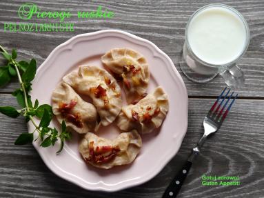 Zdjęcie - Pierogi ruskie pełnoziarniste z majerankiem - Przepisy kulinarne ze zdjęciami