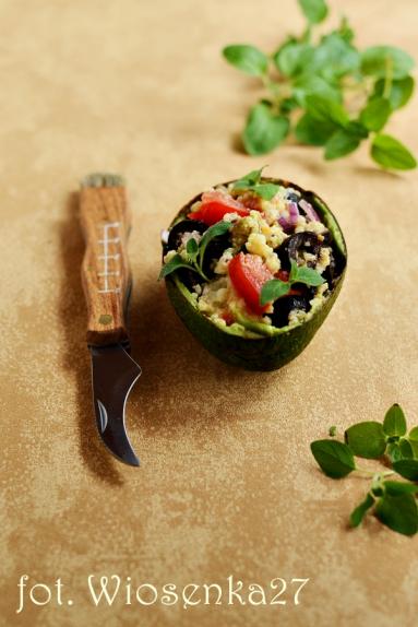 Zdjęcie - Sałatka z kaszy jaglanej i awokado - Przepisy kulinarne ze zdjęciami