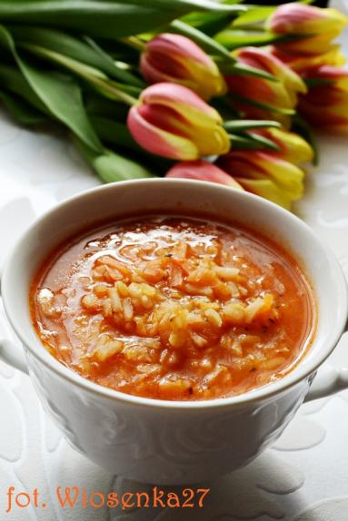 Zdjęcie - Zupa pomidorowa z ryżem i soczewicą - Przepisy kulinarne ze zdjęciami