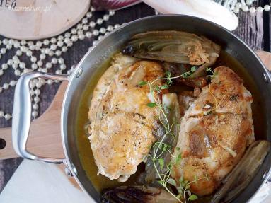 Zdjęcie - Kurczak z cykorią w sosie z winem Marsala / Chicken chicory with Marsala sauce - Przepisy kulinarne ze zdjęciami