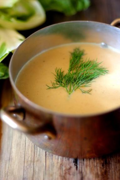 Zdjęcie - Zupa z pieczonego kalafiora z klopsikami - Przepisy kulinarne ze zdjęciami