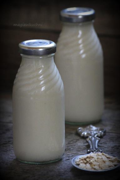 Zdjęcie - Mleko owsiane - Przepisy kulinarne ze zdjęciami