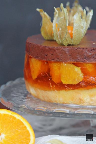 Zdjęcie - Delicja, czyli biszkopt z galaretką pomarańczową i musem czekoladowym - Przepisy kulinarne ze zdjęciami