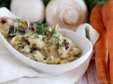 Zdjęcie - Młoda kapusta z pieczarkami / Creamed young cabbage with mushrooms - Przepisy kulinarne ze zdjęciami