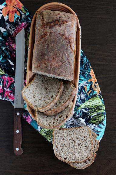 Zdjęcie - Prosty chleb żytni na zakwasie - Przepisy kulinarne ze zdjęciami