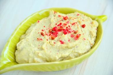 Zdjęcie - Hummus z limonką i różowym pieprzem - Przepisy kulinarne ze zdjęciami