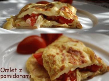 Zdjęcie - Omlet z pomidorami - Przepisy kulinarne ze zdjęciami
