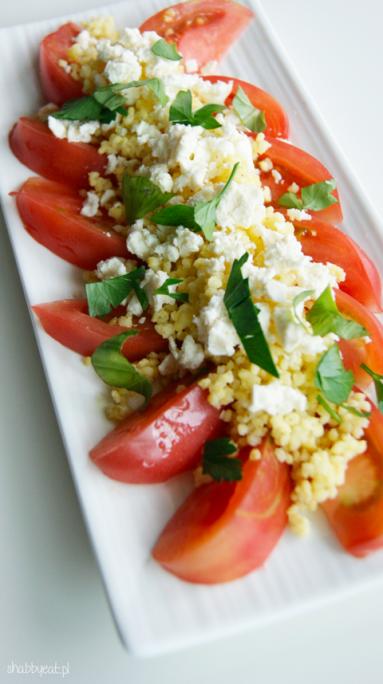Zdjęcie - Pomidory z ziołową kaszą jaglaną - Przepisy kulinarne ze zdjęciami