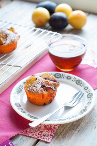Zdjęcie - Muffiny ze śliwkami (i oliwą) - Przepisy kulinarne ze zdjęciami