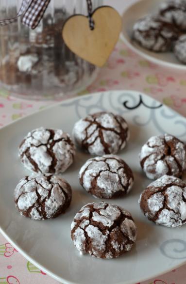 Zdjęcie - Popękane ciasteczka  czekoladowe - Przepisy kulinarne ze zdjęciami