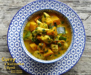 Zdjęcie - Dyniowe curry z kurczaka - Przepisy kulinarne ze zdjęciami