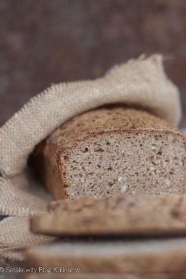 Zdjęcie - Chleb żytnio-orkiszowy na zakwasie - Przepisy kulinarne ze zdjęciami