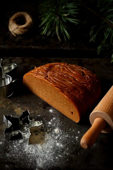 Zdjęcie - Ciasto na pierniki - Przepisy kulinarne ze zdjęciami
