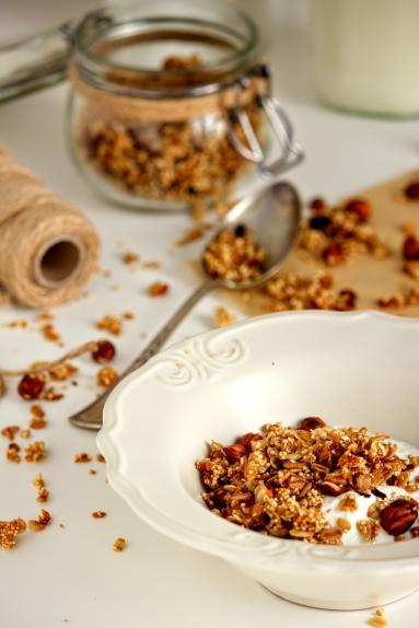 Zdjęcie - Szybka granola z patelni - Przepisy kulinarne ze zdjęciami