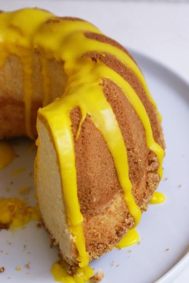 Zdjęcie - Wielkanocna babka majonezowa - Przepisy kulinarne ze zdjęciami