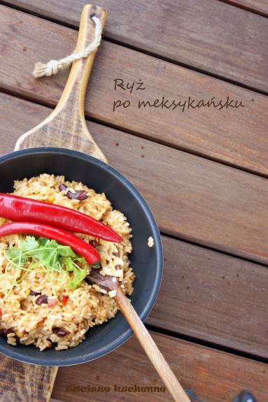 Zdjęcie - Ryż po meksykańsku - Przepisy kulinarne ze zdjęciami