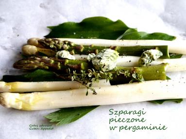 Zdjęcie - Szparagi pieczone w pergaminie - Przepisy kulinarne ze zdjęciami
