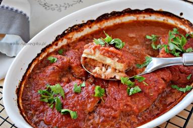 Zdjęcie - Dorsz w sosie pomidorowo – paprykowym - Przepisy kulinarne ze zdjęciami