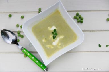 Zdjęcie - Zupa krem z zielonego groszku z miętą - Przepisy kulinarne ze zdjęciami